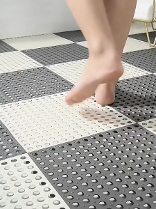 Anti-Slip Shower Mat PVC Interlocking Floor Mats Easy To Clean Tikar Lantai Anti-Gelincir PVC Cuttable Installation