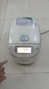 Nồi cơm điện cao tần nội địa Nhật Zojirushi áp suất hút chân không hàng hiếm có