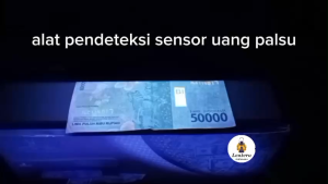 Counterfeit Money Detector Mesin Cek Deteksi Uang Palsu