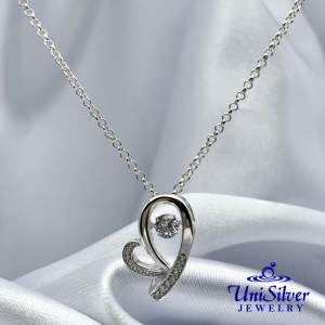 Unisilver 925 Sterling Silver Asymmetrical Heart Pendant Necklace (PS781-1001/LN015-024016)