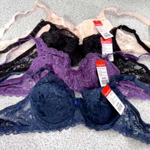 Áo lót nữ gọng mềm đệm mút mỏng chất ren siêu mềm 2004