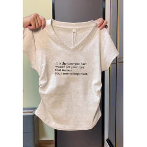 Áo Thun Nữ Dáng Ôm Cổ Chữ V Tay Ngắn Mùa Hè Phong Cách Hàn Quốc Cao Cấp Có Chi Tiết Xếp Ly