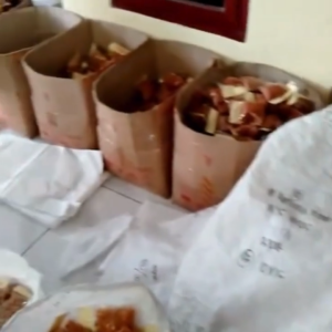 Makaroni Uril Spiral Pedas 1000g – Camilan Renyah Gurih Pedas