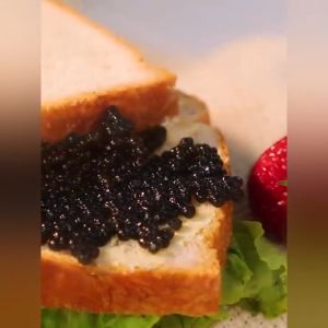 【XBYDZSW】【High Quality and Fast Delivery】 Imported Russian Salmon Red Caviar Sushi Western Food Instant Seafood-120g
