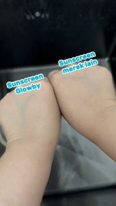 (Glowby) Daily Sunscreen Spf 50 Bayi dan Anak 30 ml dan Sabun Batang Mencerahkan Kulit Bayi dan Anak 50 gr Perawatan Kulit Bayi Yang Aman Produk Perawatan Harian Bayi - Lazada