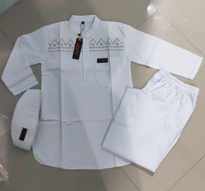 setelan koko putih dari nur collseragam madrasah