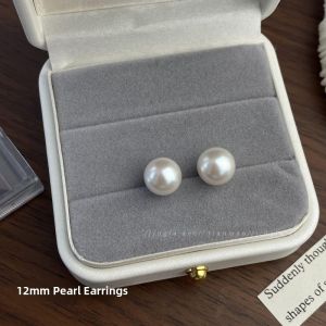 Elegant Pearl Stud Earrings Womens Piercing Hole Unique Design Fashionable Jewelry Ear Jewelry Carving Craft