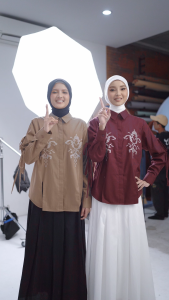 Lubna Embro Shirt By Deenay Bahan Cotton baju atasan wanita muslim all size kemaja