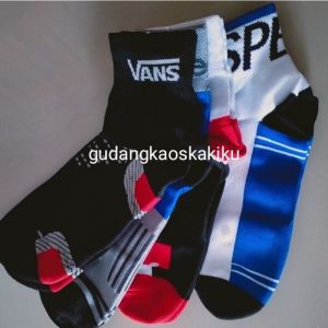 Kaos kaki sport m11