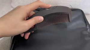 Anti-Dandruff Massage Comb Anti-Static Anti Tangling Hair Brush Hollow Parting Comb Hair Easy Clean