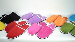 สลิปเปอร์ รองเท้าใส่ในบ้าน ช่วยลดอาการปวดข้อเท้า พื้นรองเท้ากันลื่นได้ดี คุณภาพดี