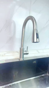 Baokemo Stainless Steel Kitchen Faucets Single Handle Pull Out Water Tap Single Hole Handle Swivel 360 Degree Water Mixer Tap