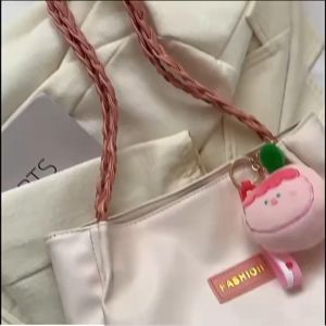 กระเป๋าผู้หญิง กระเป๋าสะพายข้าง กระเป๋าแฟชั่น-มีพวงกุญแจแถม หรือเปล่ากับวันเฉลี่ย ราคาเทียบกับ 515