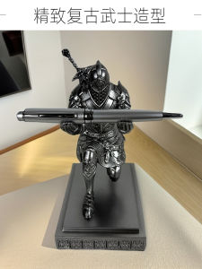 Magnetic Knight Pen Holder Vintage Retro Home Decor Desk Decoration Birthday Gift for Boys Resin Handmade Craft Office Supplies