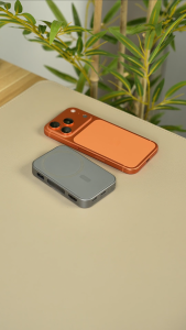 ACASIS 10Gbps M.2 NVMe SSD Enclosure & USB C Docking Station with Cooling Fan for iPhone 17 16 15 Pro/Pro Max/Plus ProResTool Free InstallationSupport SSD Size 2230/2242/2260/2280 B+M M-Key  For Android phones and computer tablets