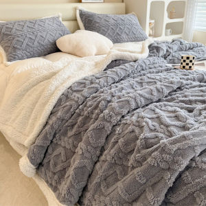 Kiss Dear | Multipurpose Corail & Milk Velvet Blanket