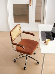 Rattan Computer Office Chair For Home Plaid Long-Sitting Desk Chair Retro Solid Wood Writing Learning Adjustable Swivel Chair