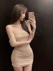 Pure欲御姐风抹胸内搭包臀裙Womens Initial Autumn Pleated Waist Slimming Super Beautiful Dress Long Sleeve One Shoulder