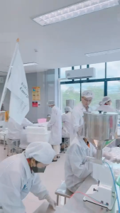 สกินแคร์ PL Skincare  สินค้าขายดีประจำแบรนด์ ครีมบำรุงผิวหน้า ครีมกันแดด ครีมบำรุงผิวกาย ครบจบที่แบรนด์นี้