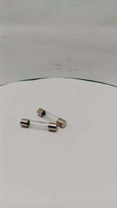 Fuse Kaca Besar 35A6x30mm jual per 20 pcs