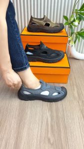 Sepatu Pria B1 Premium Import: Sepatu Cowok Ringan Nyaman Anti Slip Anti Licin Terbaru