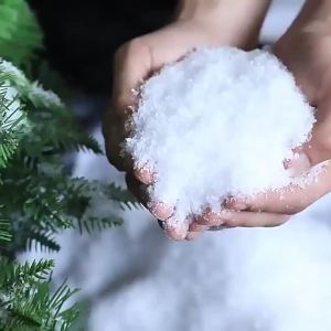 100g Artificial Snow Flakes Fake Snow for Christmas Decor & Winter Crafts