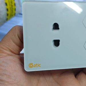 Công tắc Thông minh Hunonic Datic Wifi 2 nút kèm ổ cắm