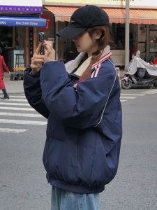 Winter Womens down Cotton Jacket Short Loose Style Korean Fashion Student Coat Warm Thickened Polyester Fiber Zipper Closure