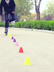 roadshow | Beginner Flash Roller Skates
