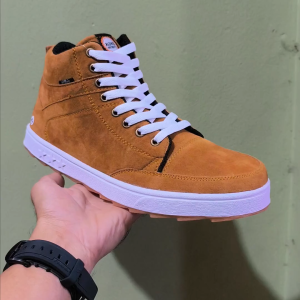 Aldhis Sepatu Pria Boots Casual Fashion Boot Lokal Brand untuk Gaya Touring dan Nongkrong Antislip