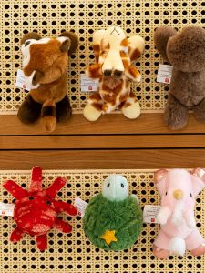 GUAIBUDIAN | Shoulder Magnetic Plush Toy