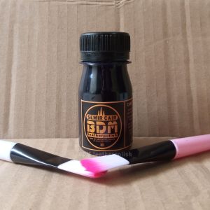 Semir Sepatu Hitam Cair 50ml / Semir Cair Kulit Hitam Gratis Kuas