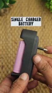 Desktop Charger Baterai 1 Slot Universal Casan Single Battery 18650 Portable - GP Mall