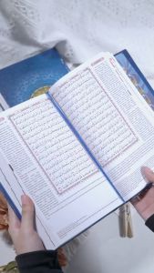 Alquran dan Terjemahannya Ukuran A5 Lengkap 30 Juz Mushaf Al-Aleem Maju Mandiri Sukamaju Quran Terjemah Khat Usmani Standar Depag RI