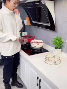 Read Stock in Malaysia Multifunctinal Red Dates Corer