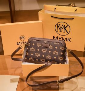 Leather Crossbody Bag for Middle-Aged Women New Autumn Winter Fashion Large Capacity Mom Bag Soft Handbag Casual Print Pattern