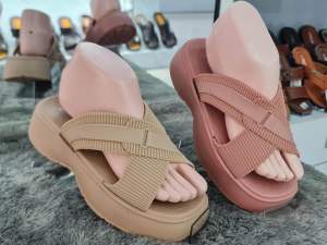 COD sendal wanita terbaru 36-40 warna random