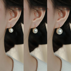 Classic Light Luxury Pearl Earrings for Women Elegant Round Pearl Earhook Earrings Retro Style Girls Wedding Party Daily Jewelry Accessories