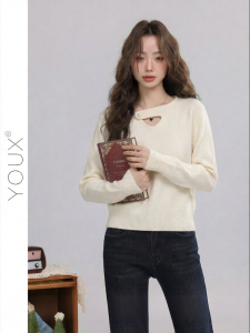 YOUXIANG | Áo Sweater Beige Thiết Kế Ren Xuyên Thấu Dáng Rộng Cho Nữ