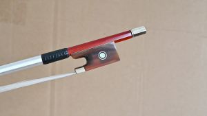 Pernambuco Violin Bow 4/4 Size with Luxury Red Ox Horn Frog Professional Round Stick Violin Bow Musical Instrument Accessories