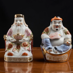 Cặp Tượng Thần Tài Thổ Địa Hoa Chất Liệu Sứ Dát Vàng Cao Cấp Đặt Bàn Thờ Thần Tài ( Tài Địa Hoa )