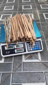 ไม้เชื้อไฟ ไม้อ่อยไฟ ไม้ฟืนจุดไฟ ขนาด1กิโลกรัม