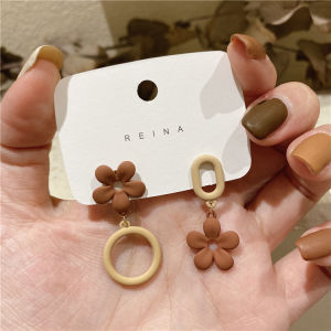 Asymmetric Flower Drop Earrings for Women Fashion Geometry Round Oval Dangle Earrings Sweet Party Daisy Jewelry Ear Accessories