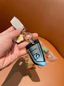 【B204 READY STOCK】Creative Leather Keychains Car Keychain Accessories Leather Rope Car key Pendant Car Key Holder