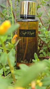 BUY 1 TAKE 1 PERFUME: Discover Bare Vanilla La Creme & Vanilla Lace Fragrance Body Mist 250ml