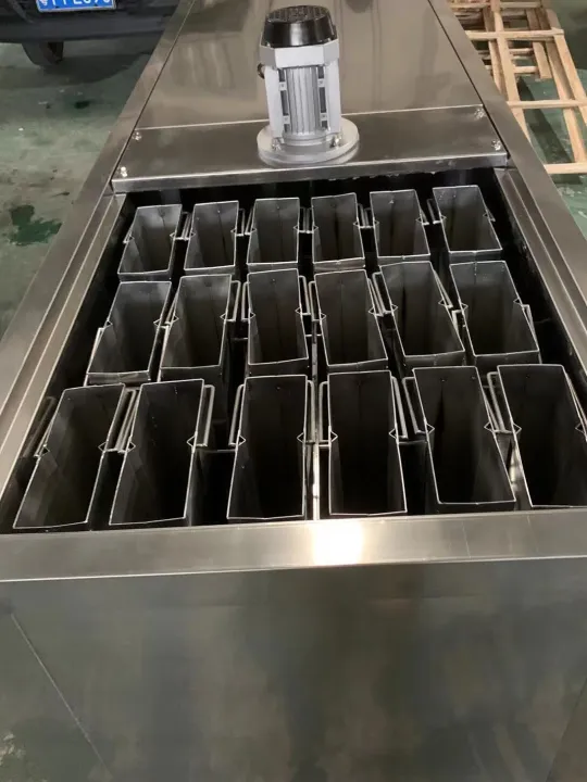 Commercial Transparent Ice Brick Machine 300kg Tunnel Cooling ...