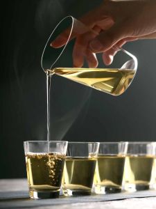 Joto Japanese-Style Transparent Glass Fair Cup Hand-Blown Heat-Resistant Tea Pitcher Bird Mouth Fair Cup Kung Fu Tea Set Single