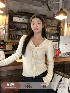 White Knitted Sweater Womens Lazy Style Spring Fashion 2026 New Arrival Comfortable High-End Feeling V-Neck Long Sleeve Top