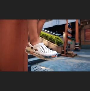 New CROCSSS sandals casual half shoes summer beach sandal slippers for Men and women