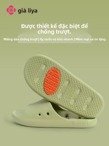 Leaky Slip-resistant Home Shower Slippers EVA